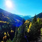 Delightful Alpine In Bormio Apartament *