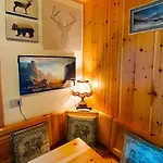 Delightful Alpine In Bormio Apartment Premadio